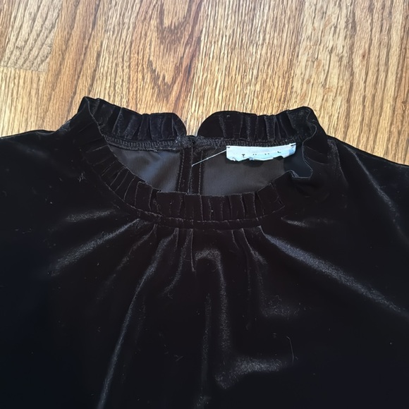 THML Velvet top, Medium - Picture 3 of 3